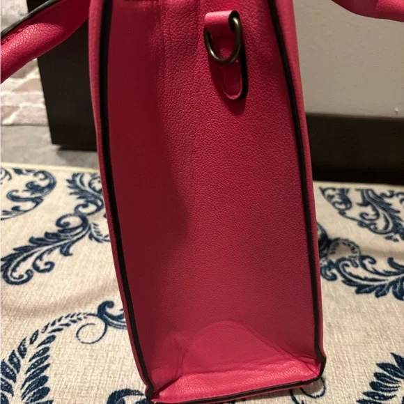 Wrangler Hot Pink Tote Bag - Picture 7 of 8